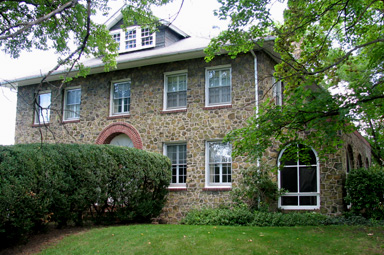 Warren Co. Royal Av. Rock House