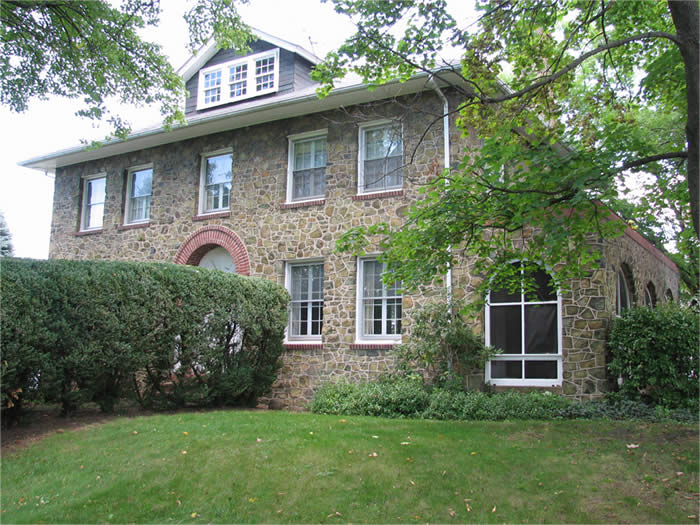 Rock House side, Front Royal, Warren County