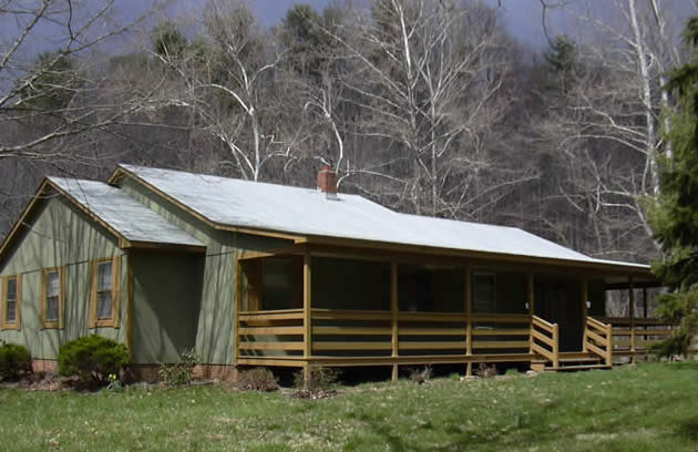 Rappahannock Co. Sperryville VA, River Retreat